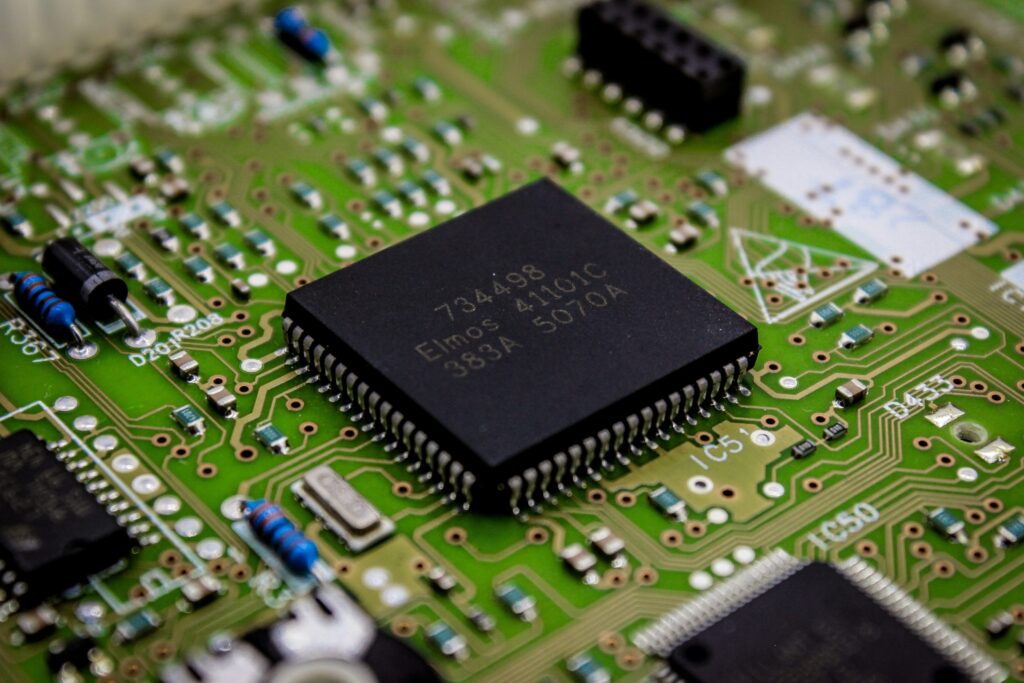 What Is a DCDC Converter Industrial Sourcing Guide